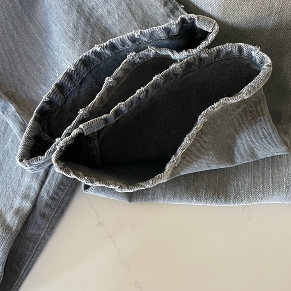 Mens Gray Lucky Jeans size 29w and 30 length - Picture 6 of 8